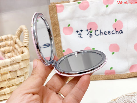 Sanrio Round Folding Mirror Girl&#039;s Heart Is Convenient To Carry Cosmetic Mirror with You.