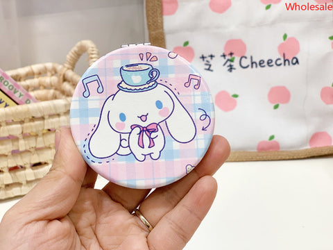 Sanrio Round Folding Mirror Girl&#039;s Heart Is Convenient To Carry Cosmetic Mirror with You.