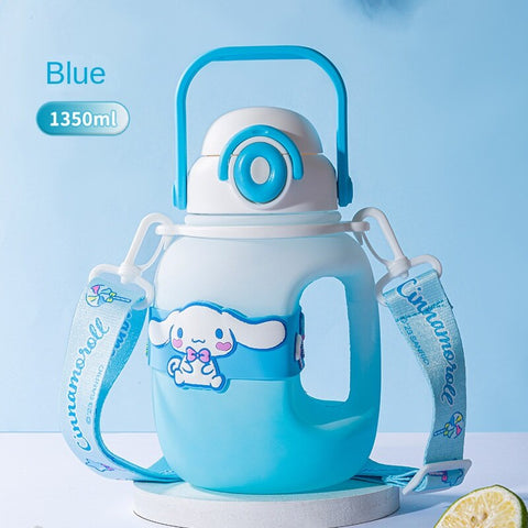 Sanrio High-capacity Plastic Cup High-value Student Outdoor Children&#039;s Pot Cartoon Water Cup