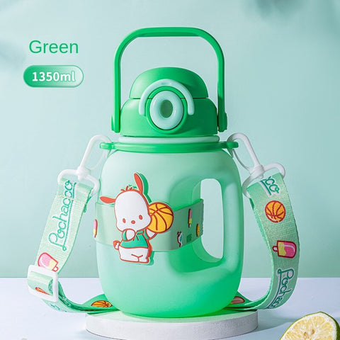 Sanrio High-capacity Plastic Cup High-value Student Outdoor Children&#039;s Pot Cartoon Water Cup