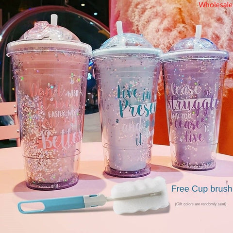 Creative Cup for Boys and Girls Korean Version of Cute Girl Heart Ice Cups Plastic Cups with Straws.