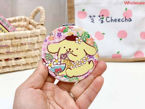 Sanrio Round Folding Mirror Girl&#039;s Heart Is Convenient To Carry Cosmetic Mirror with You.