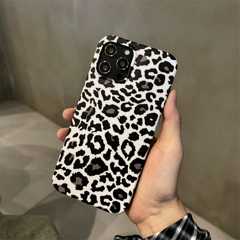 Japanese and Korean Instagram Cute Cartoon Sanrio Black Bow Hello Kitty Stand Kitty Suitable for Apple 15 Promax Matte Leopard Pattern Phone Case IPhone 14/13/12/11 Soft